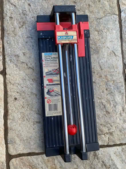 Photo of free Tile Cutter (Warminster BA12) #1