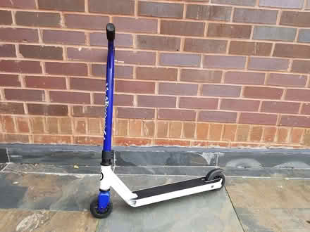 Photo of free Kids stunt scooter in excellent condition (Bearwood B67) #4