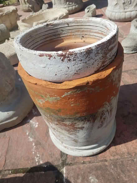 Photo of free Garden Urn (Staines-upon-Thames TW18) #1