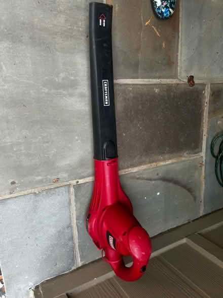 Photo of free Electric blower (Potomac MD) #1