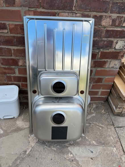 Photo of free Large kitchen sink (Great Moor SK3) #2