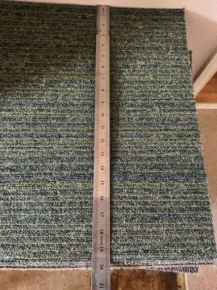 Photo of free Carpet tiles (LU5 5HX) #4