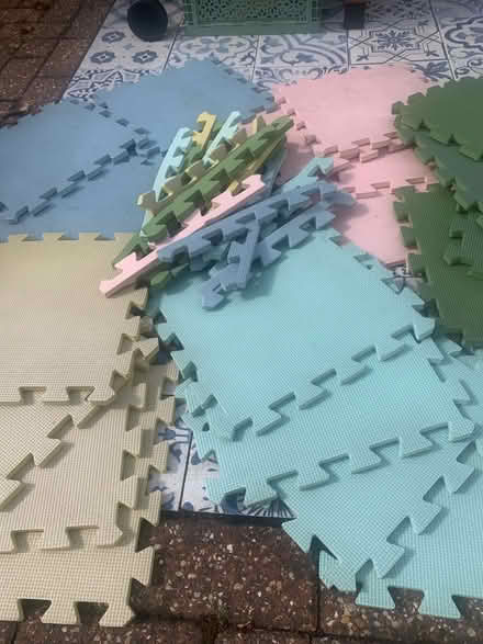 Photo of free Foam squares (Penylan CF23) #2