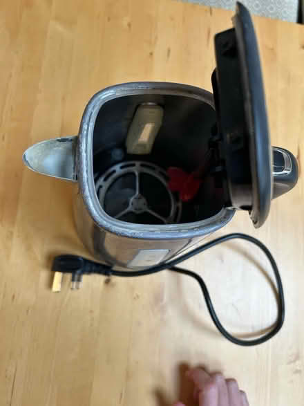 Photo of free Electric Kettle - Russell Hobbs (Wimbledon Park SW19) #4