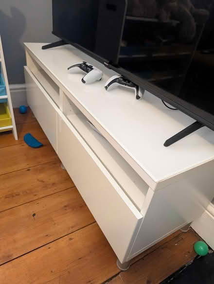 Photo of free White TV stand (Grantham) #2