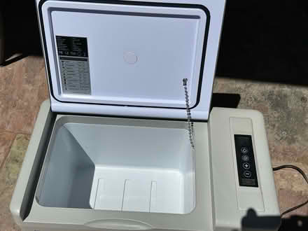 Photo of free non-working car cooler (Skyline Blvd) #1