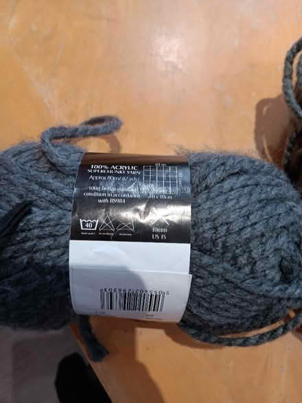 Photo of free Super chunky yarn , acrylic. 2 balls (North Watford WD24) #2
