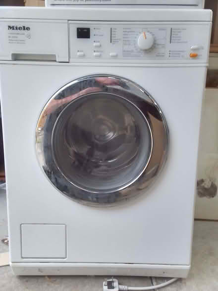 Photo of free washing machine (New Zealand DE22) #1
