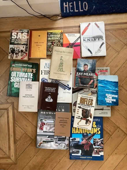 Photo of free Various survival and gun books (Stanford-Le-Hope SS17) #1