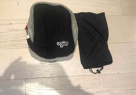 Photo of free Child’s car seat by Bubble Bum (Chalk Farm NW5) #2