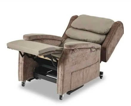 Photo of free Accora Riser Recliner chair (Coppetts Wood N12) #2