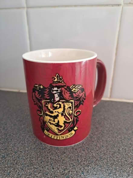 Photo of free Harry Potter Gryffindor mug (Seaside BN22) #1