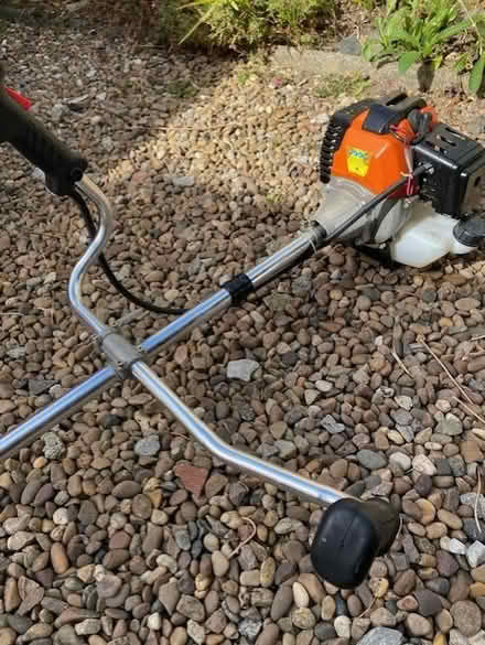 Photo of free Strimmer/brush cutter (BD17 5LZ) #1