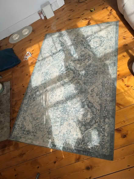 Photo of free Rug (East Dulwich SE22) #1