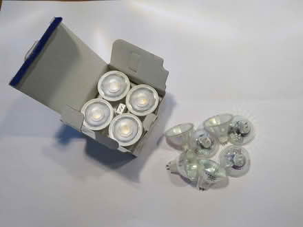 Photo of free GU5.3 12V LED & Halogen lamps (Wallington near Baldock) #1