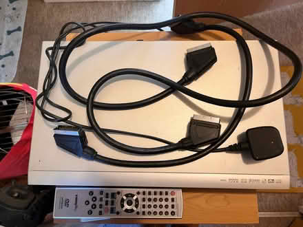 Photo of free DVD & video player (IP4 Woodbridge Road) #2