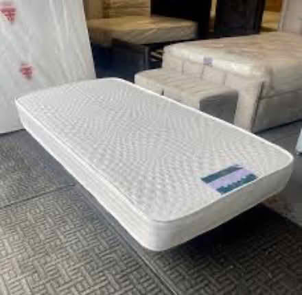 Photo of Memory foam mattress (Reading RG2) #1