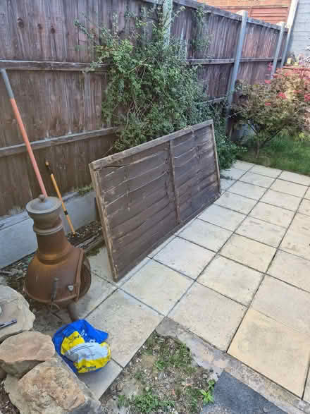 Photo of free wood if anyone want before I take to tip (Morley LS27) #2