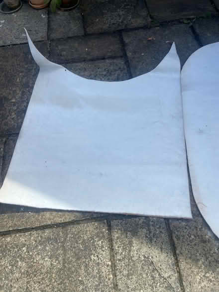 Photo of free Heavy duty table protector (Leigh on sea SS9) #3