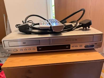 Photo of free DVD & video player (IP4 Woodbridge Road) #1