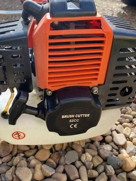 Photo of free Strimmer/brush cutter (BD17 5LZ) #3