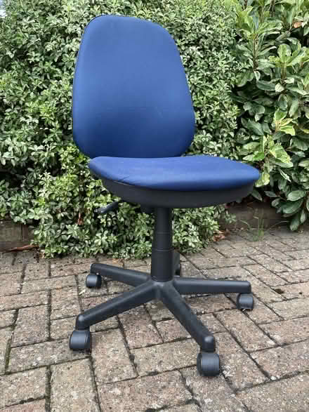 Photo of free Office chair (Bracknell RG12) #1