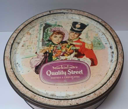 Photo of free Vintage Quality Street tin (1950s/1960s) (Primrose LA1) #2