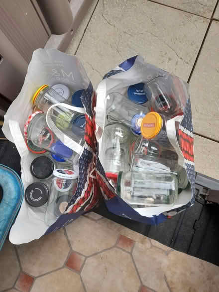 Photo of free Glass jars with lids (Dagenham RM8) #1