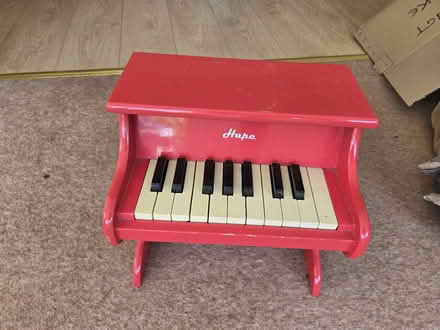Photo of free Kids toy piano (North Sheen TW9) #1