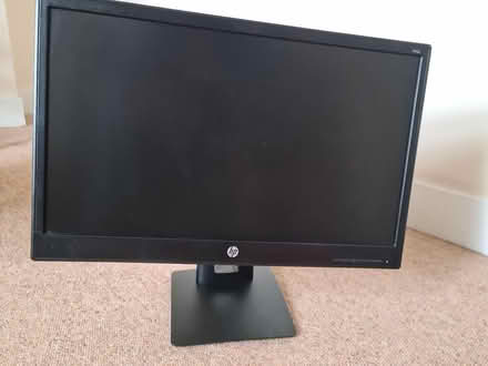 Photo of free HP VH22 22-inch Monitor (Henley-on-Thames RG9) #1