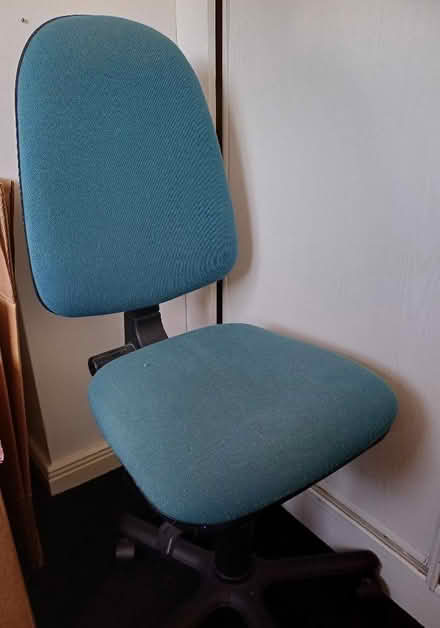 Photo of free High backed office chair (Bilton CV22) #1