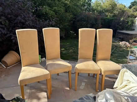 Photo of free oak veneer table and 6 chairs (Redditch B97) #4