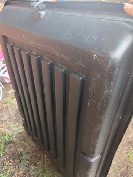 Photo of free Car roof box (Mitcham CR4) #4