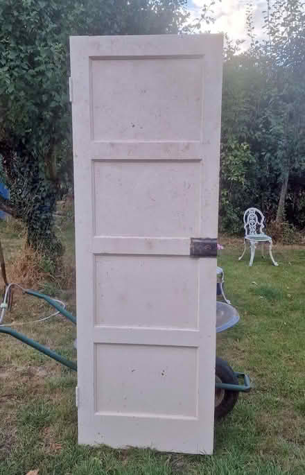 Photo of free Two interior doors (Yarpole HR6) #2