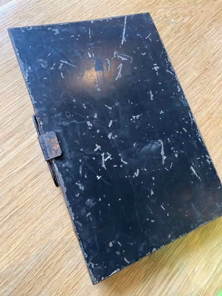 Photo of free Artists old oil paint box (Merton Park SW19) #3