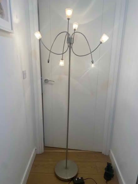 Photo of free Floor lamp (Croydon CR0) #1