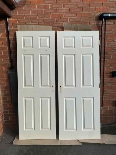 Photo of free White hollow internal doors (Halewood, L26) #4