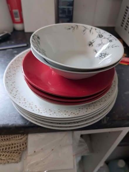 Photo of free Plates (Wybourn S2) #1
