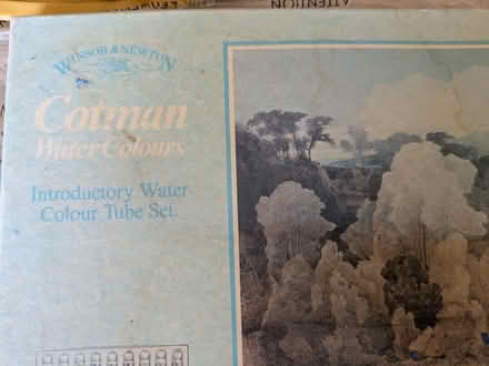 Photo of free Artists paints and brushes (Wallington PO16) #2