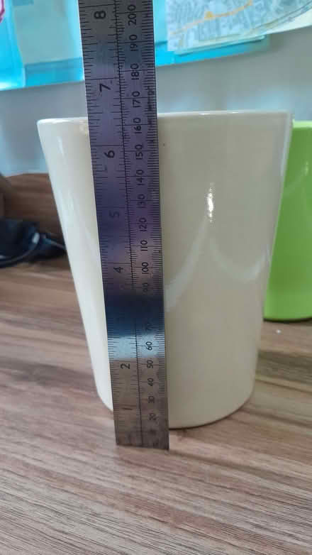 Photo of free Ceramic plant pot, cream (Boscombe BH5) #4