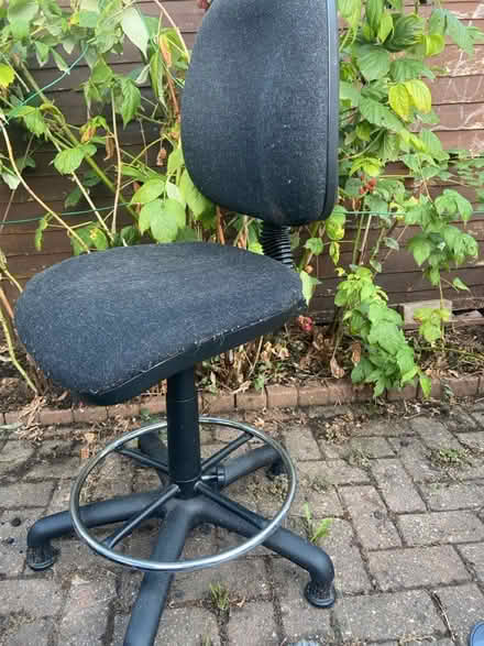 Photo of free High office chair (BR3) #2