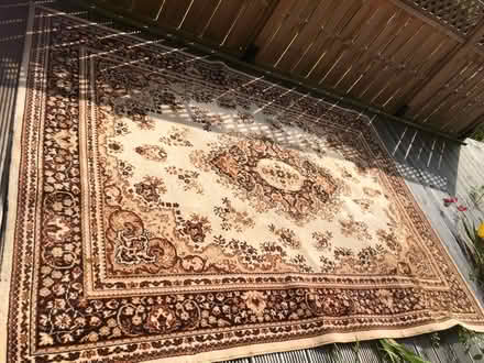 Photo of free Large woollen carpet - 200 x 290cm (Cardonald, Glasgow, G52) #3