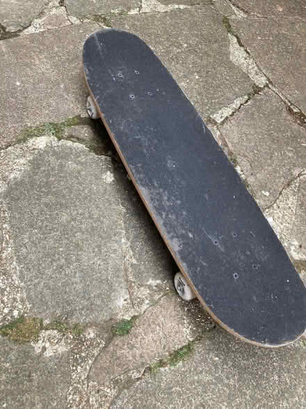 Photo of free Kids skateboard (Belmont HA7) #2