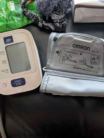 Photo of free blood glucose and blood pressure items (Wybourn S2) #3