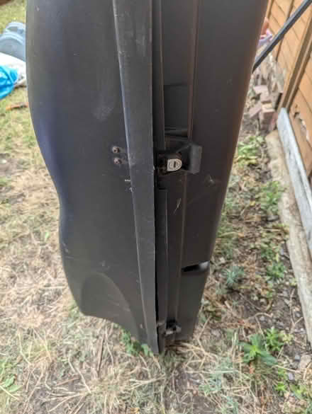 Photo of free Car roof box (Mitcham CR4) #2