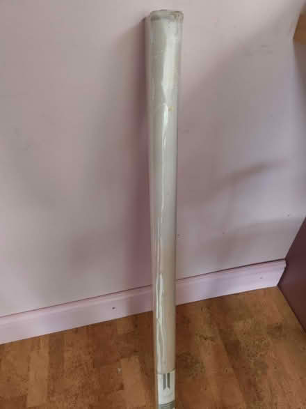 Photo of free cream oller blind (Wallington) #1