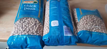 Photo of free 3 bags of Chick peas (Clitheroe BB7) #3