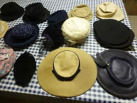 Photo of free Collection of antique ladies hats (Northeast Lagrange) #1