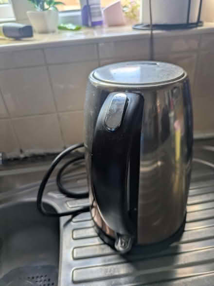 Photo of free Kettle (Richmond S13) #1