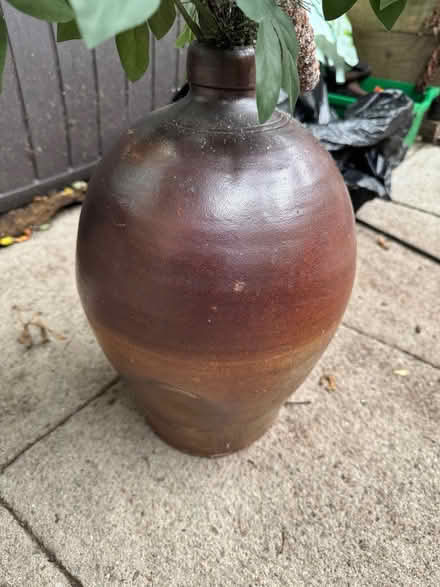 Photo of free Ceramic jug and artificial flowers (Leighton Buzzard LU7) #2